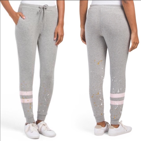 Chaser Sweatshirt & Jogger Set - Picture 6 of 8